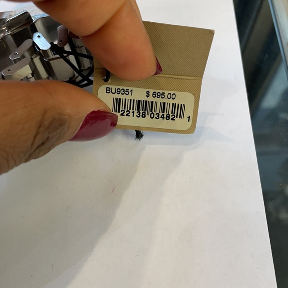 Burberry watch - Picture 11 of 12